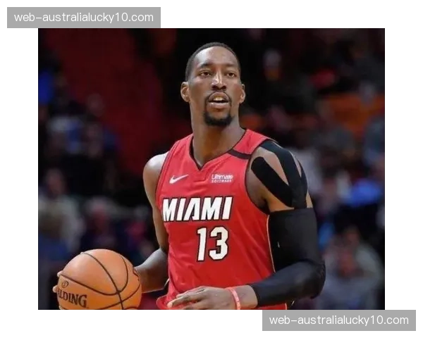 热火防守策略依赖身体对抗，阿德巴约换防能力支撑体系